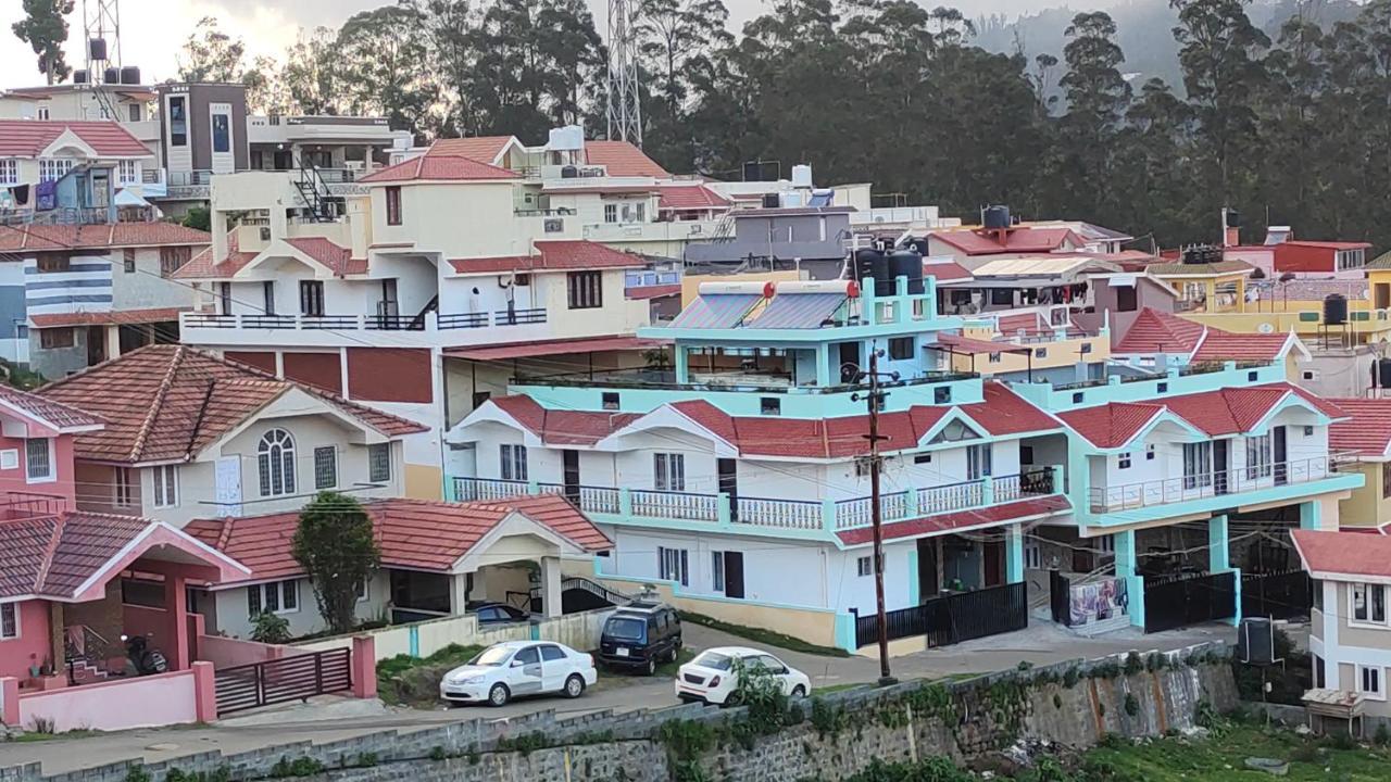Royal Serene Villas Udagamandalam Exterior foto