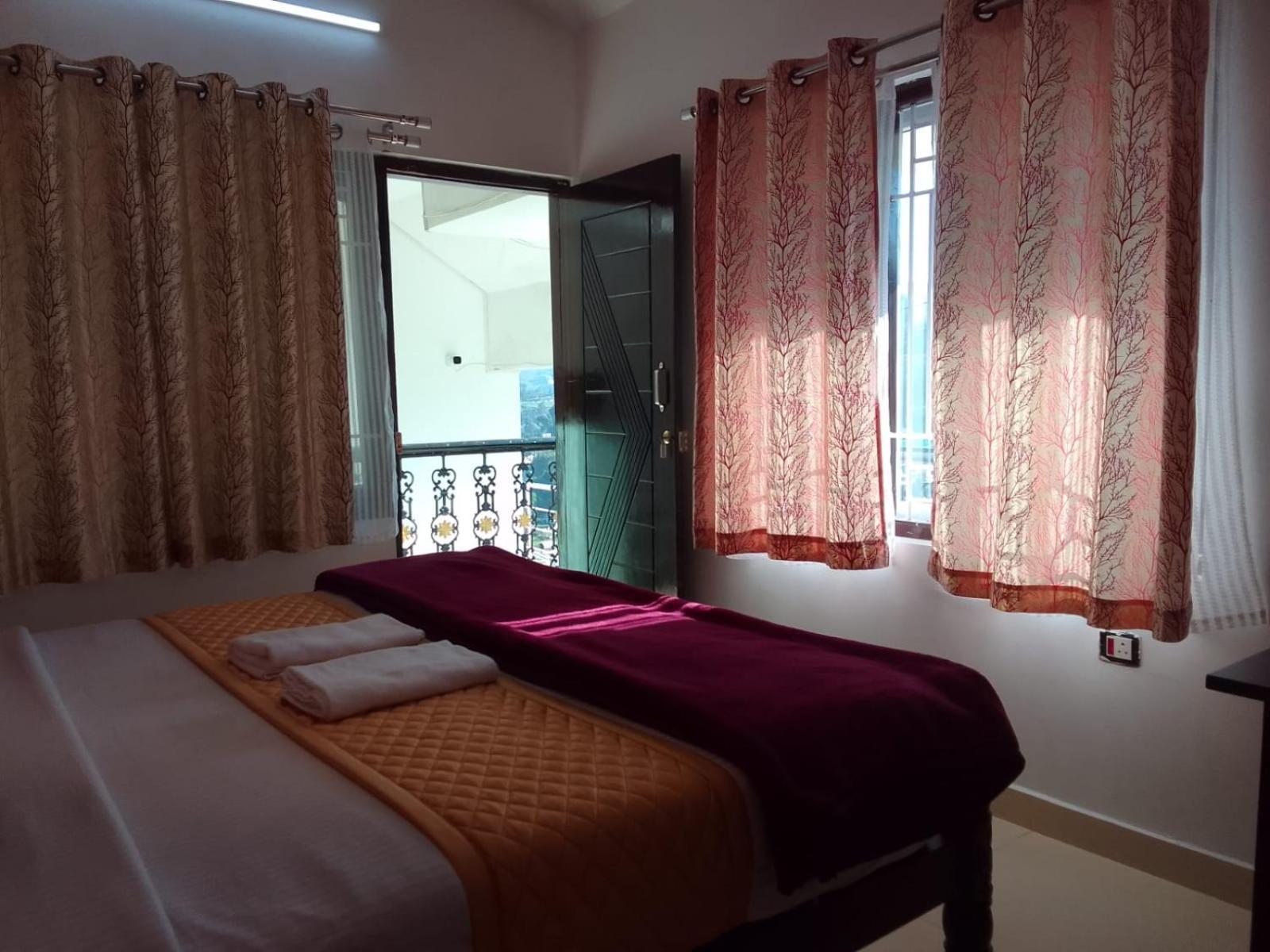 Royal Serene Villas Udagamandalam Exterior foto